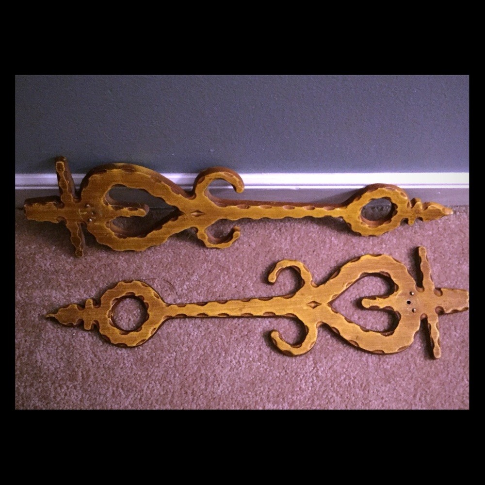 Skeleton Key Cast Metal Wall Decor 18”x 5” Pair